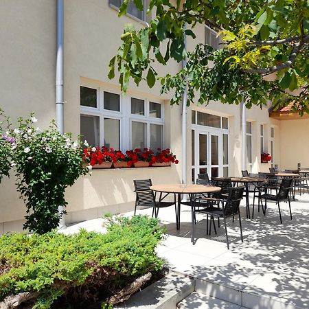 Hotel Platan Székesfehérvár المظهر الخارجي الصورة