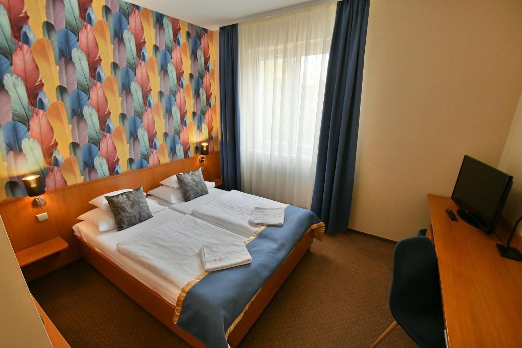 Hotel Platan Székesfehérvár المظهر الخارجي الصورة