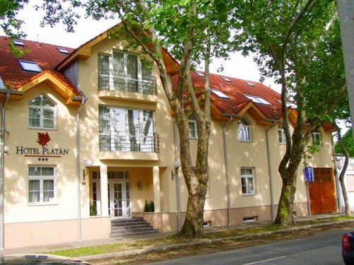 Hotel Platan Székesfehérvár المظهر الخارجي الصورة